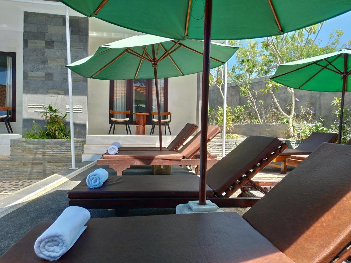Blue House Uluwatu Hotel Exterior photo
